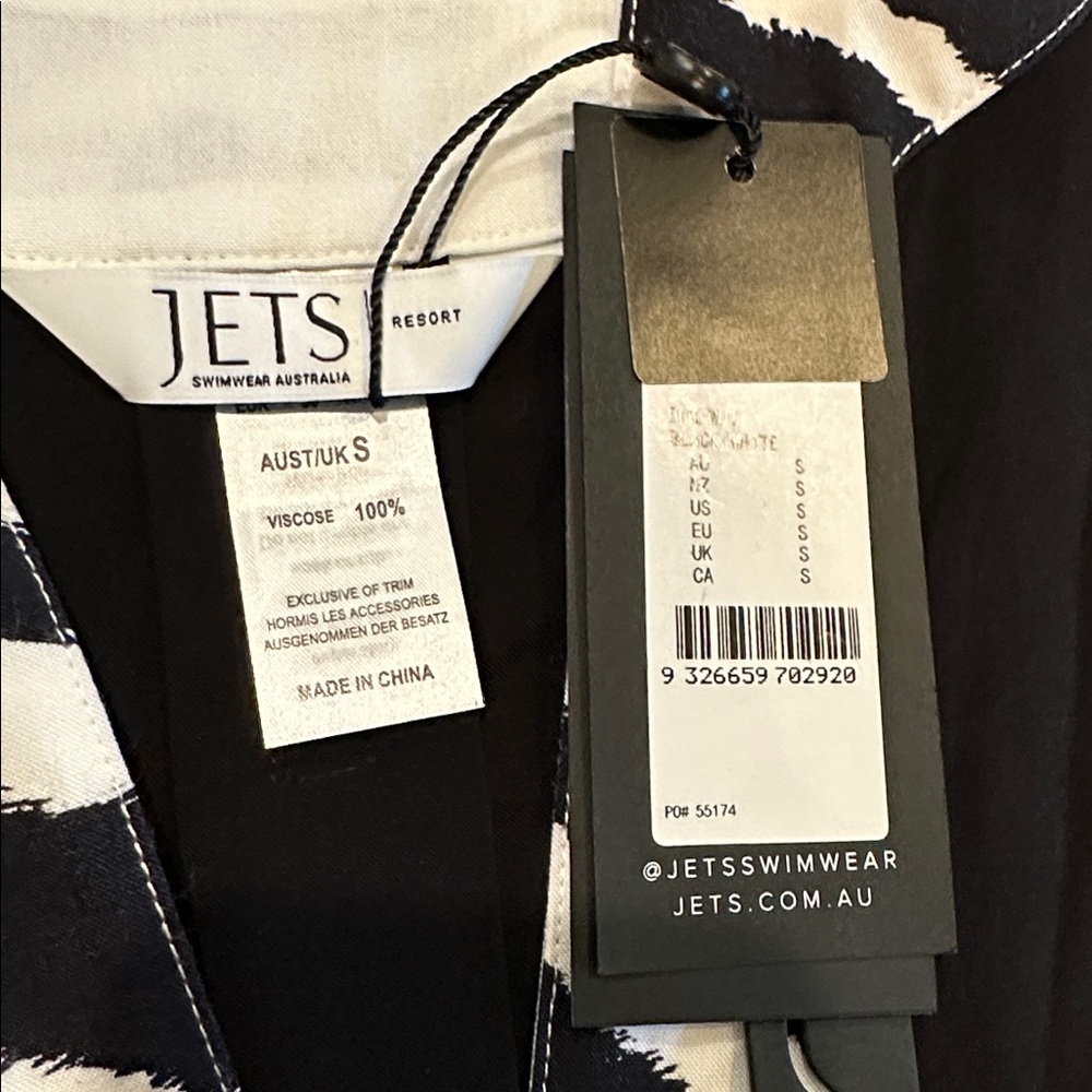 Jets Australia cover up - Picture 7 of 8